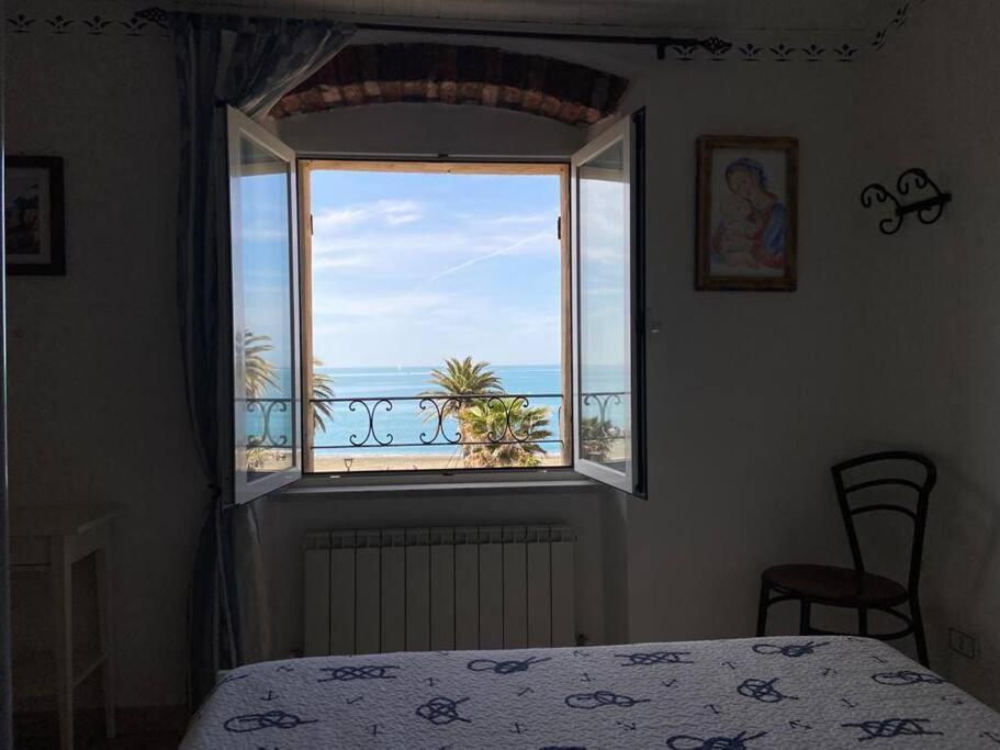 Ferienwohnung A Window To The Sea Riva Trigoso Exterior foto