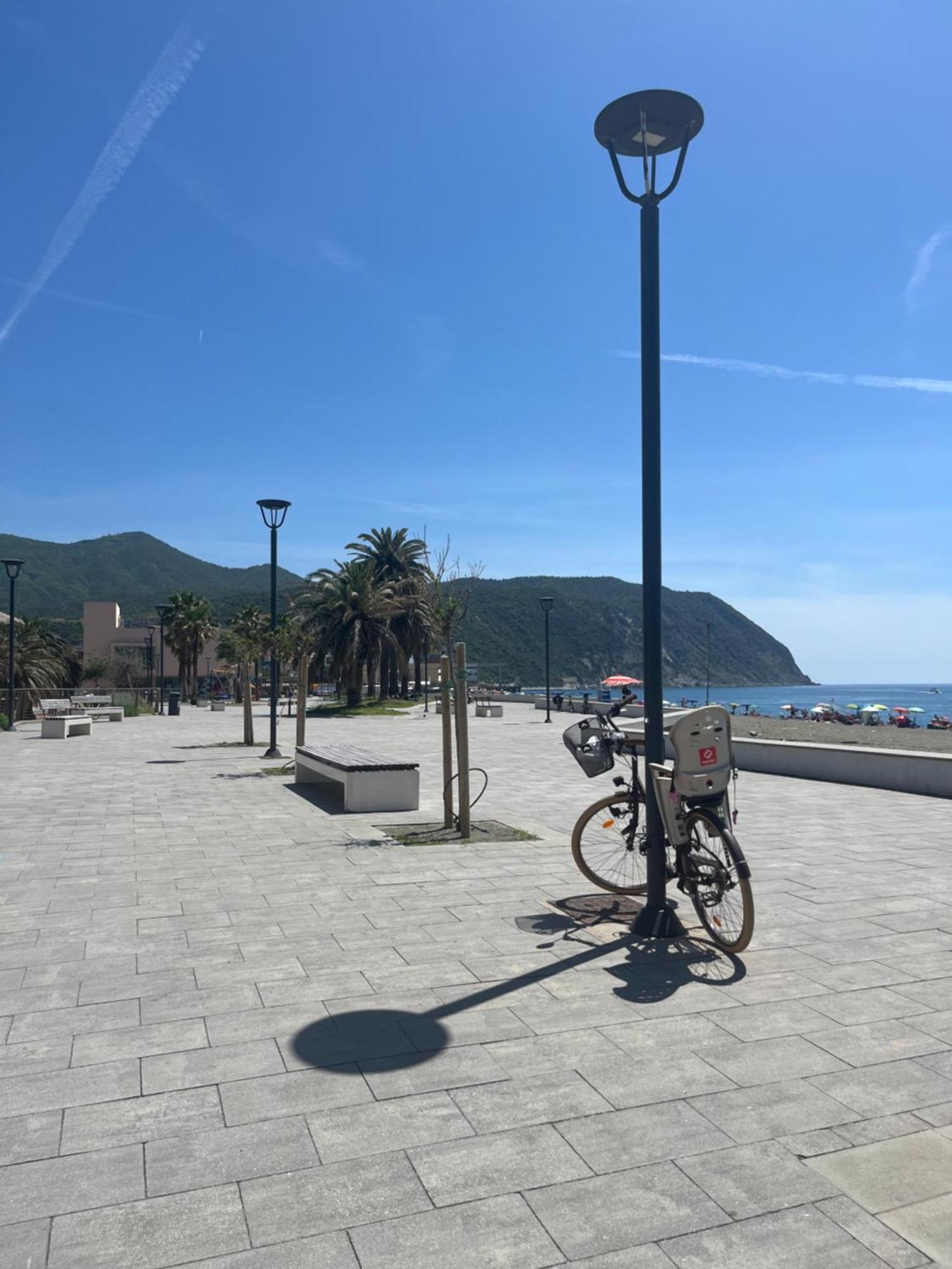 Ferienwohnung A Window To The Sea Riva Trigoso Exterior foto